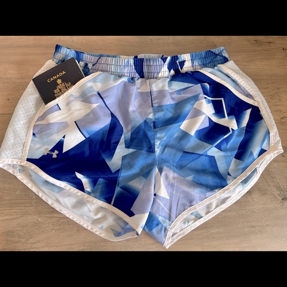 Under Armour Geometric athletic shorts With Pockets - Picture 1 of 2